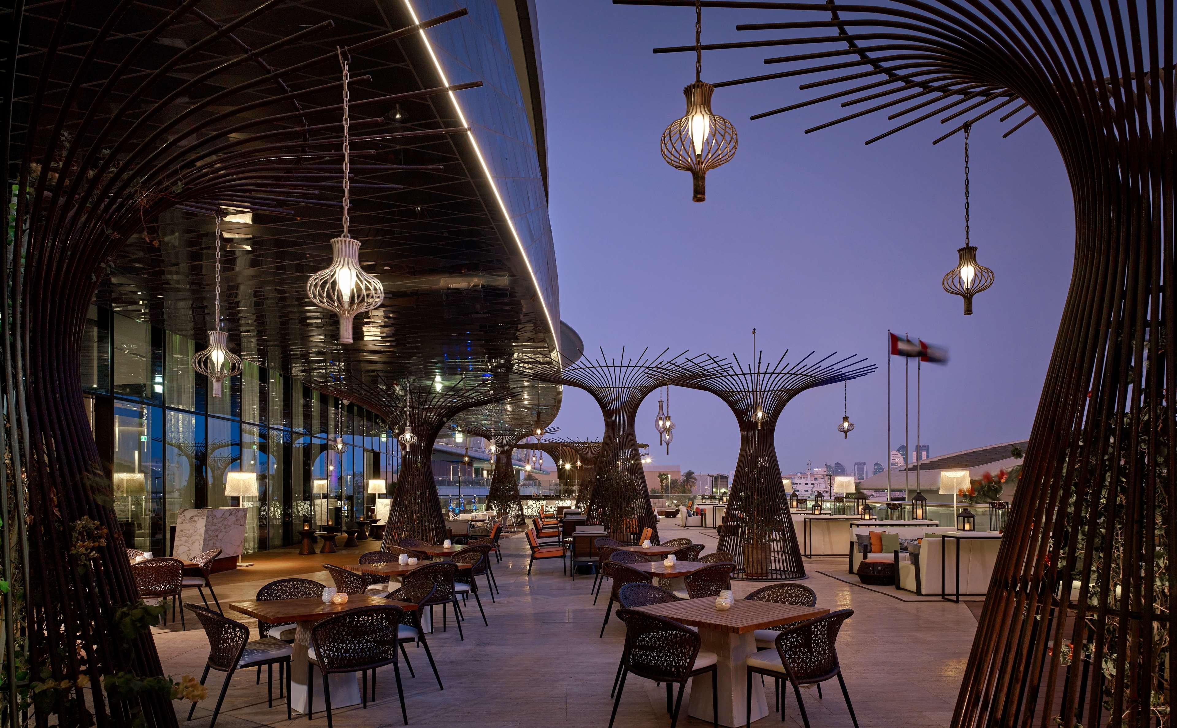 Grand Hyatt Abu Dhabi Hotel & Residences Emirates Pearl Bagian luar foto The View at The Palm
