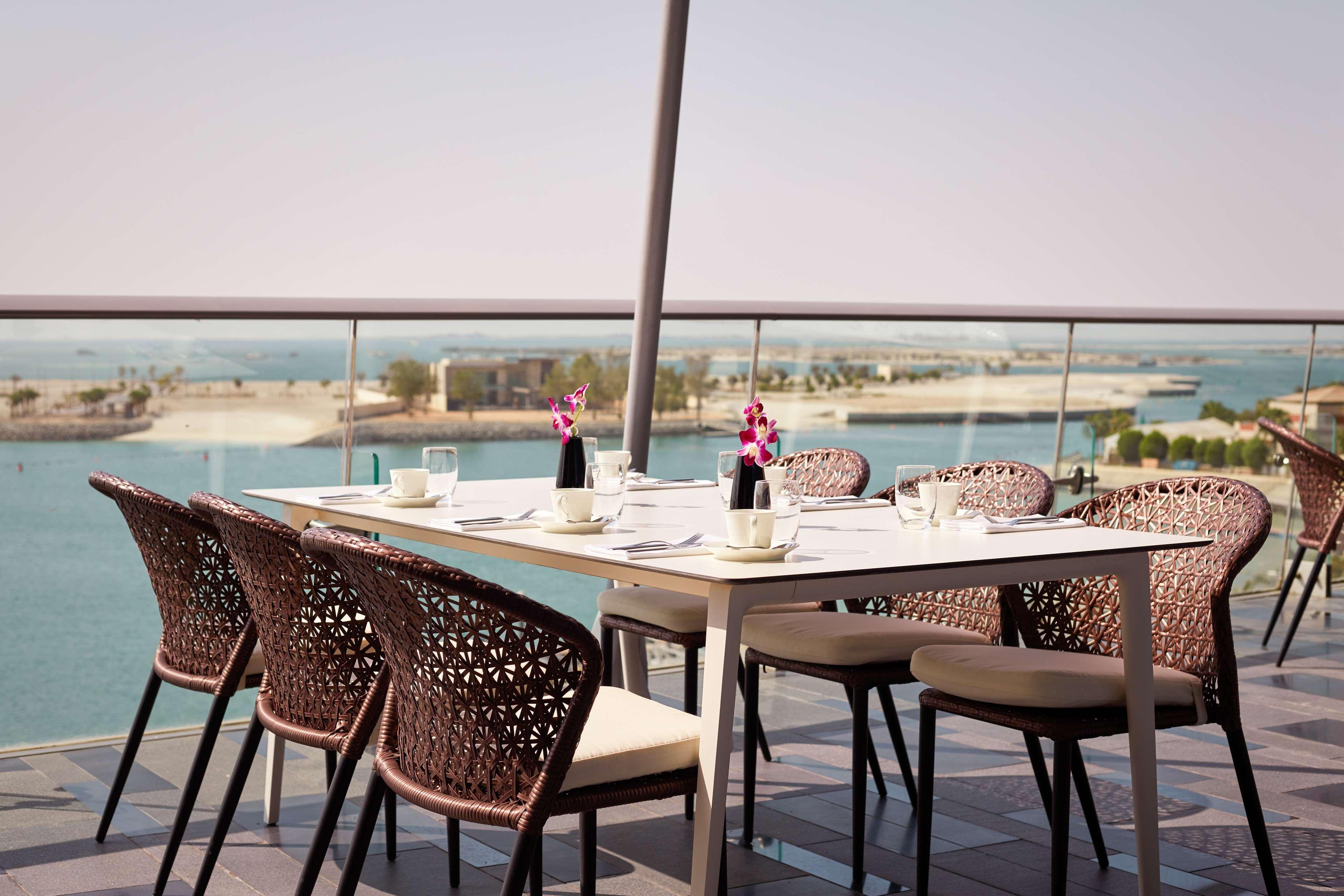 Grand Hyatt Abu Dhabi Hotel & Residences Emirates Pearl Bagian luar foto View from the hotel