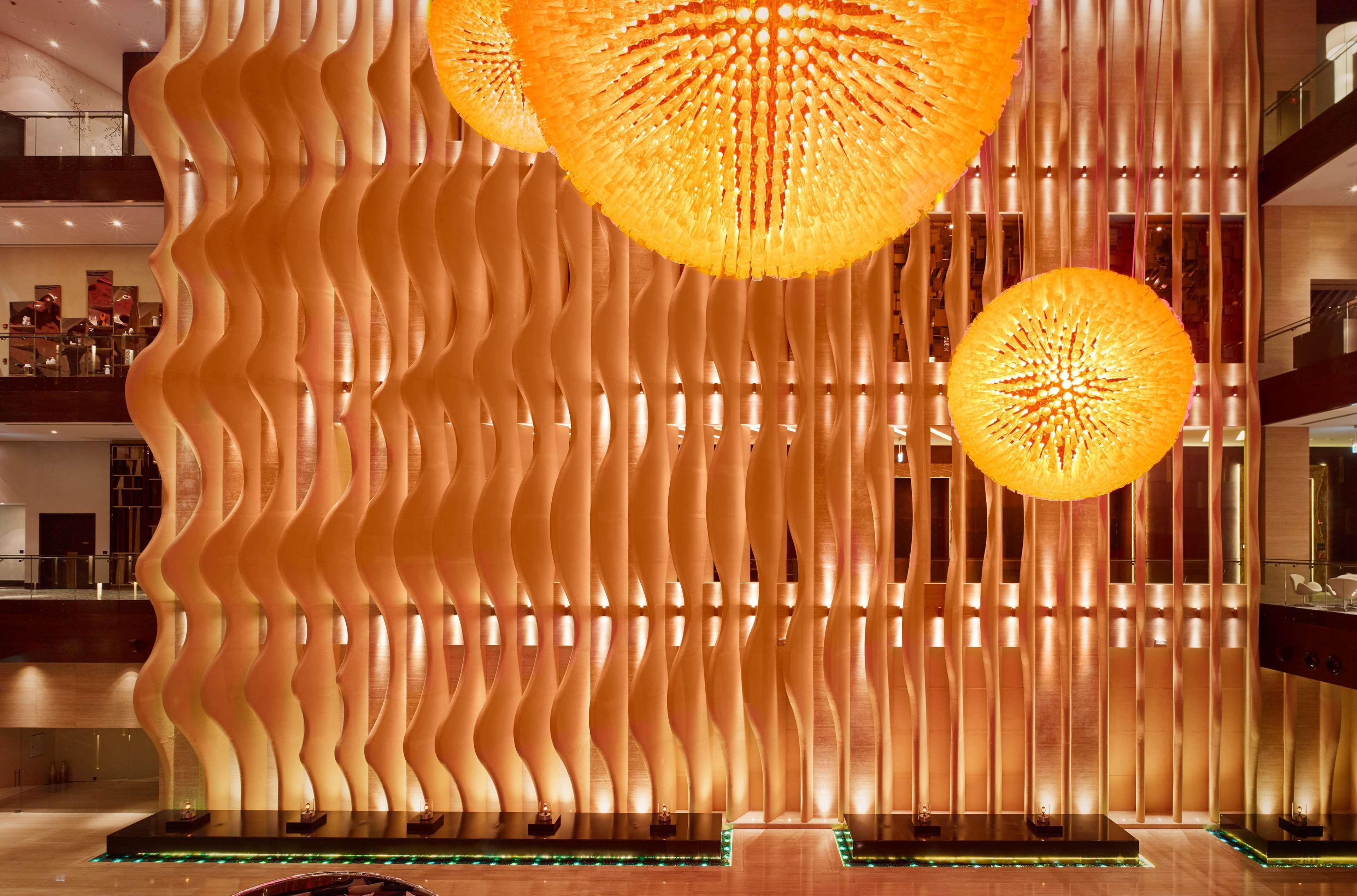 Grand Hyatt Abu Dhabi Hotel & Residences Emirates Pearl Bagian luar foto The lobby of the hotel