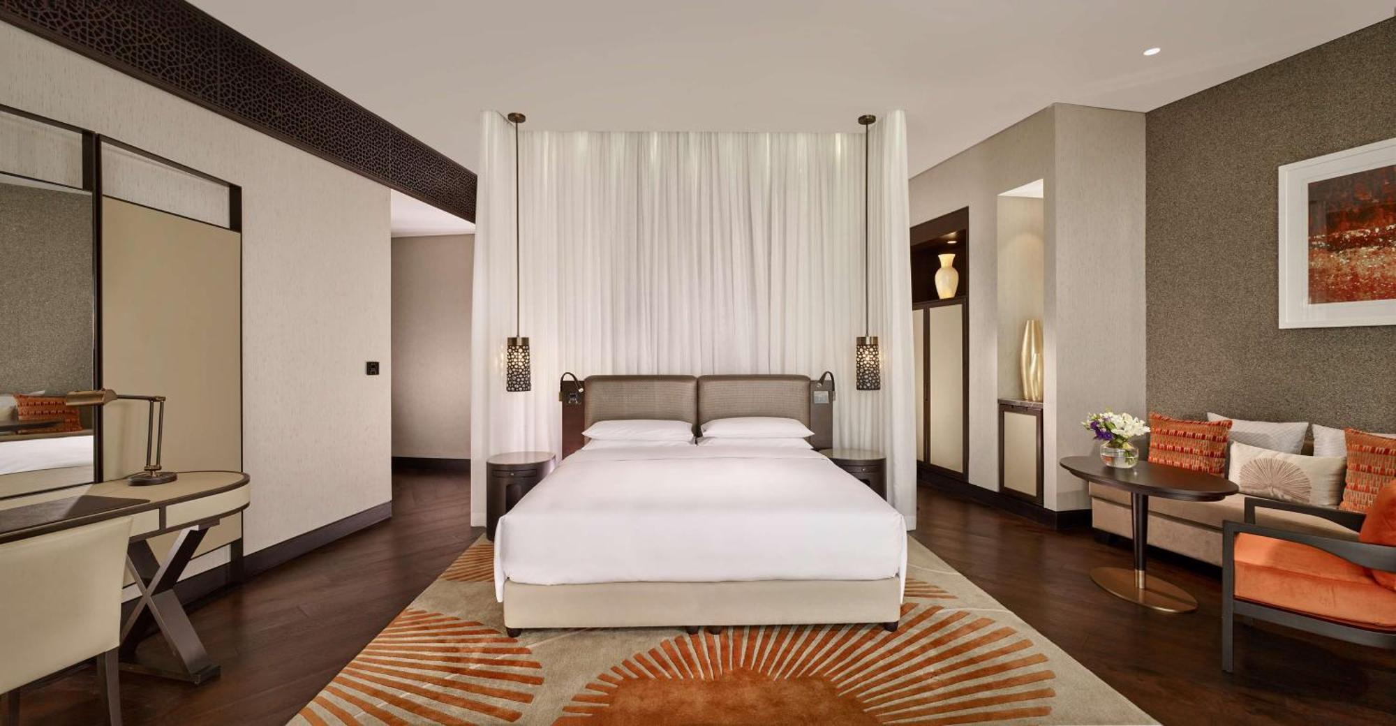 Grand Hyatt Abu Dhabi Hotel & Residences Emirates Pearl Bagian luar foto