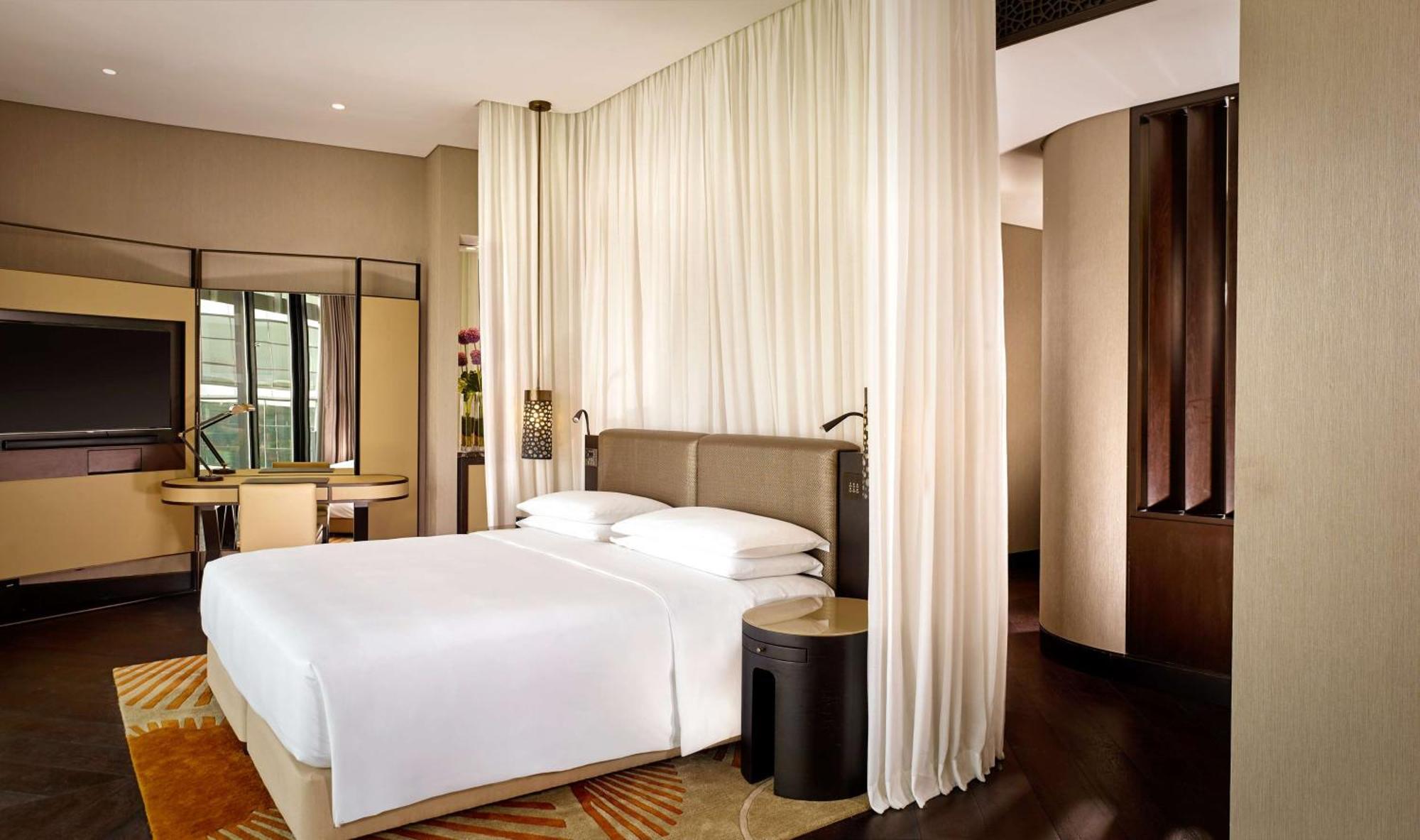 Grand Hyatt Abu Dhabi Hotel & Residences Emirates Pearl Bagian luar foto